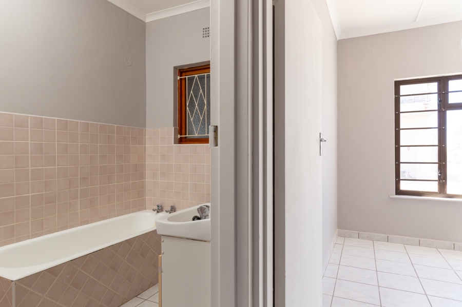 2 Bedroom Property for Sale in Velddrif Western Cape